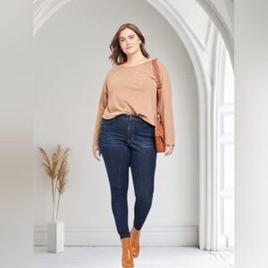 UNIVERSAL THREADS DARK WASH SKINNY JEANS PLUS SIZE 22 2XL NWT